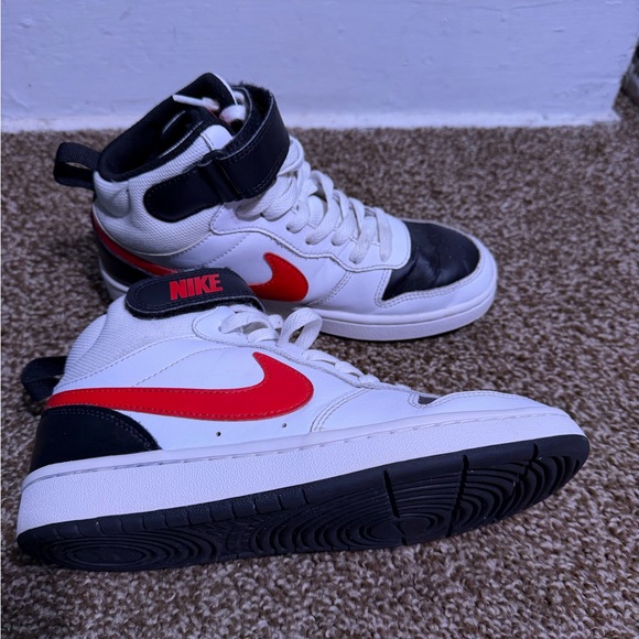 Nike White and Red Mid-Top Basketball Sneakers - Picture 5 of 6